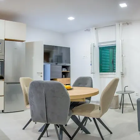Apartment Paradise Island *