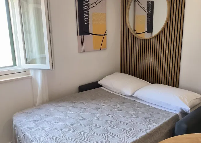 Paradise Island Pucisca