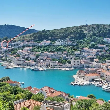 Paradise Island * Pucisca